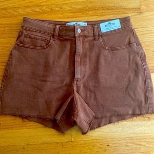 Hollister Curvy Ultra High Rise Mom Short